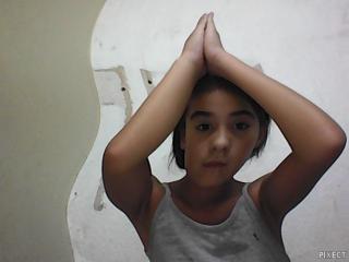 hola podes mandar en español y si es real puede estar en mi galeria hola podes mandar en español y si es real puede estar en mi galeria