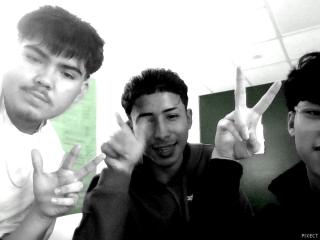 2 men looking for gays the one in middle has gf named mayte coronado 2 men looking for gays the one in middle has gf named mayte coronado